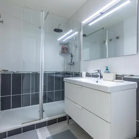 *cocoon Area* Confort & Parking Apartamento